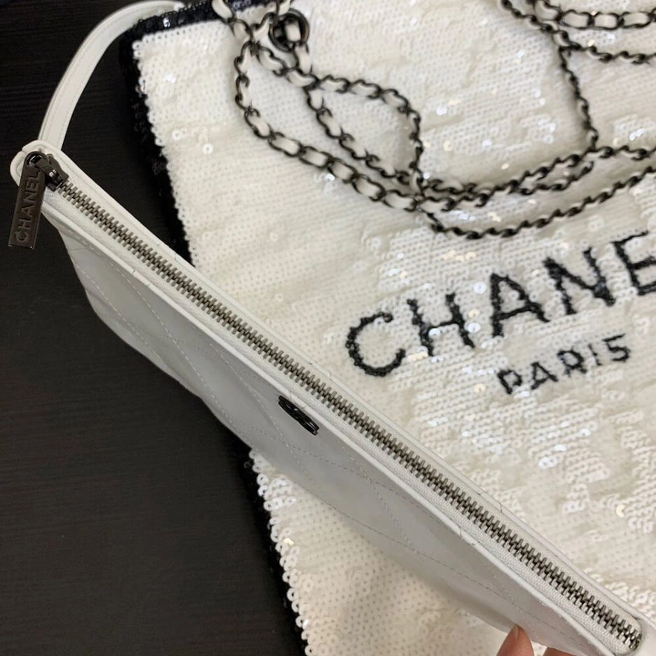 CHANEL SHOPPING BAG BestValue 1086