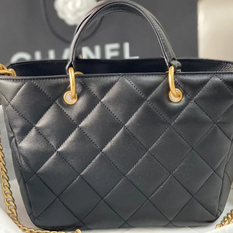 CHANEL SHOPPING BAG SoftTouch 1060
