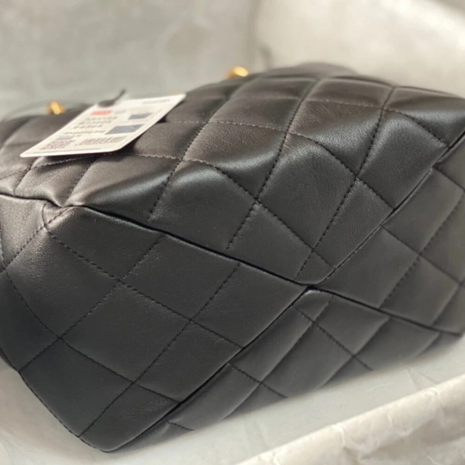 CHANEL SHOPPING BAG SoftTouch 1060