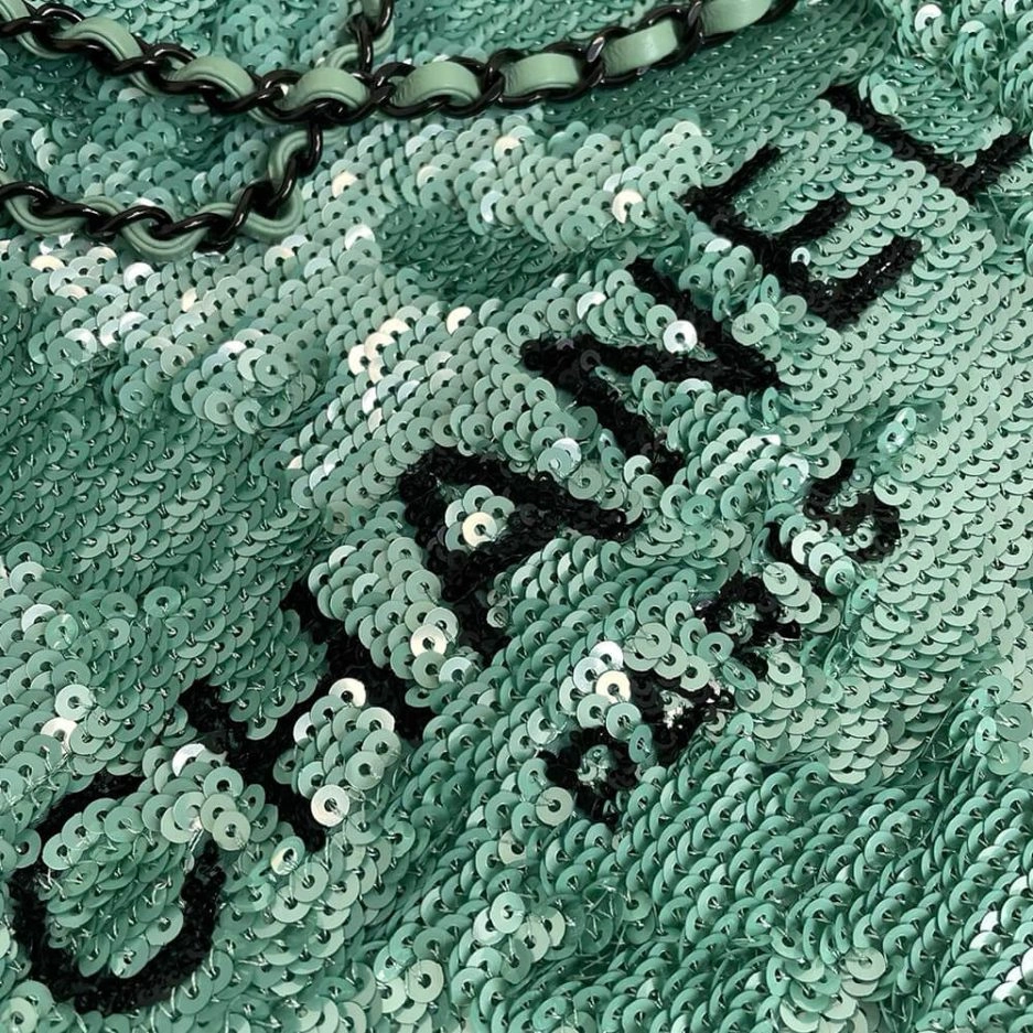 CHANEL SHOPPING BAG Bold 1085