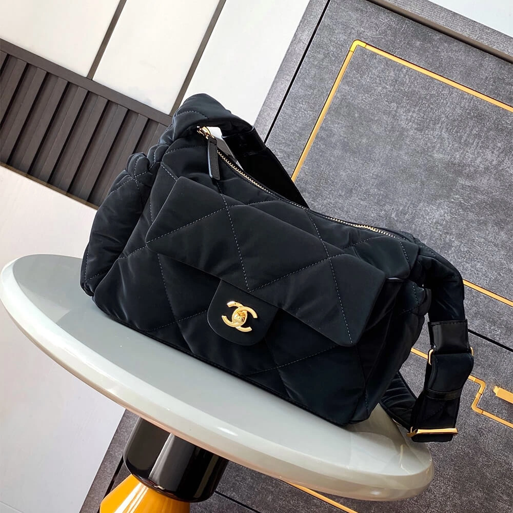 CHANEL SMALL COCO NEIGE HANDBAG Snug 1127