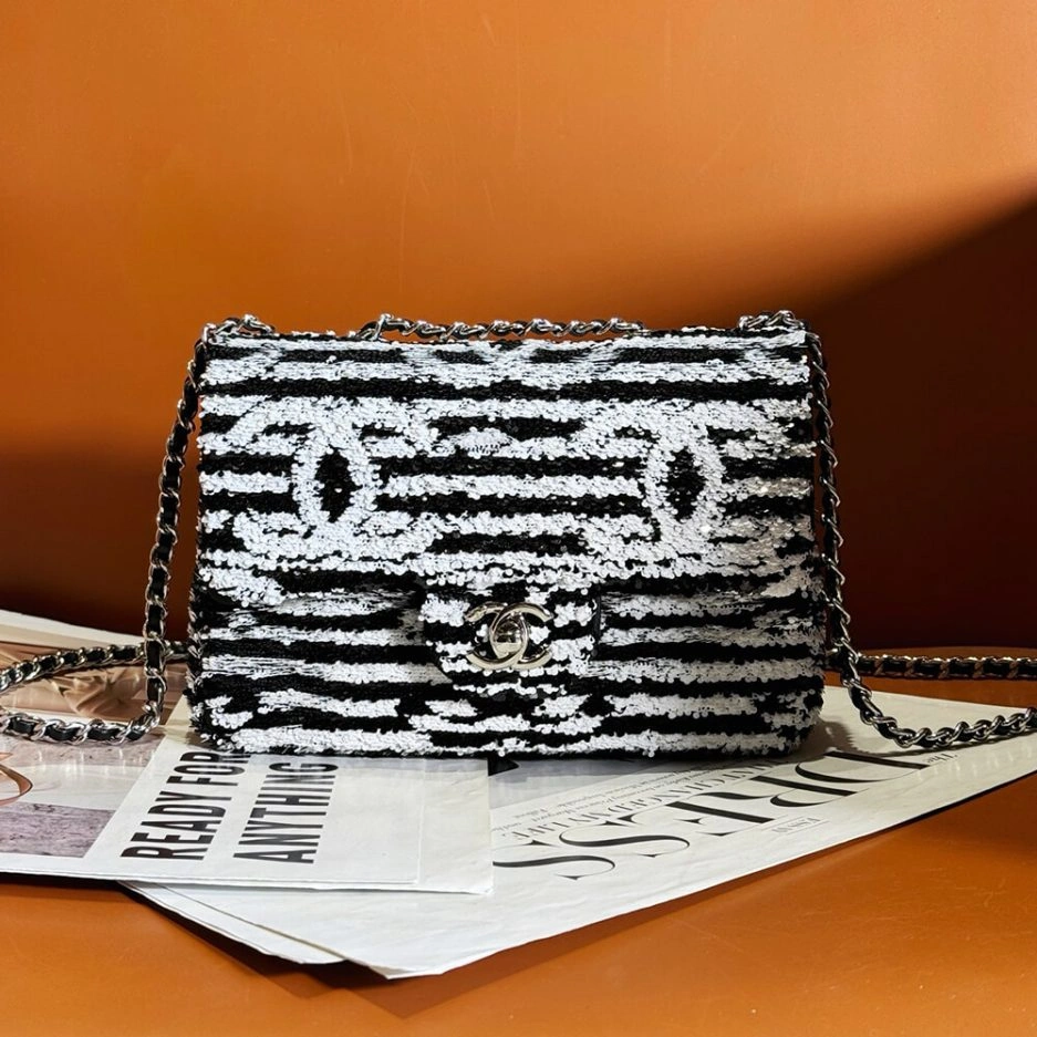 CHANEL SMALL FLAP BAG Classic 1093