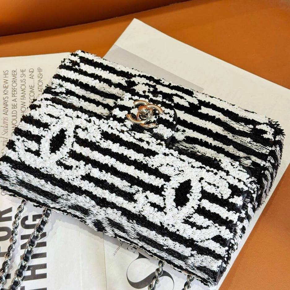 CHANEL SMALL FLAP BAG Classic 1093