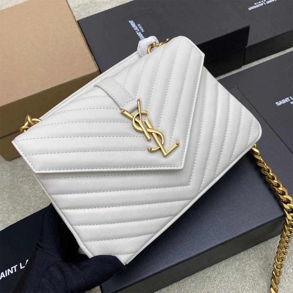 COLLEGE MEDIUM CHAIN BAG IN QUILTED LEATHER FlexibleFit 1480