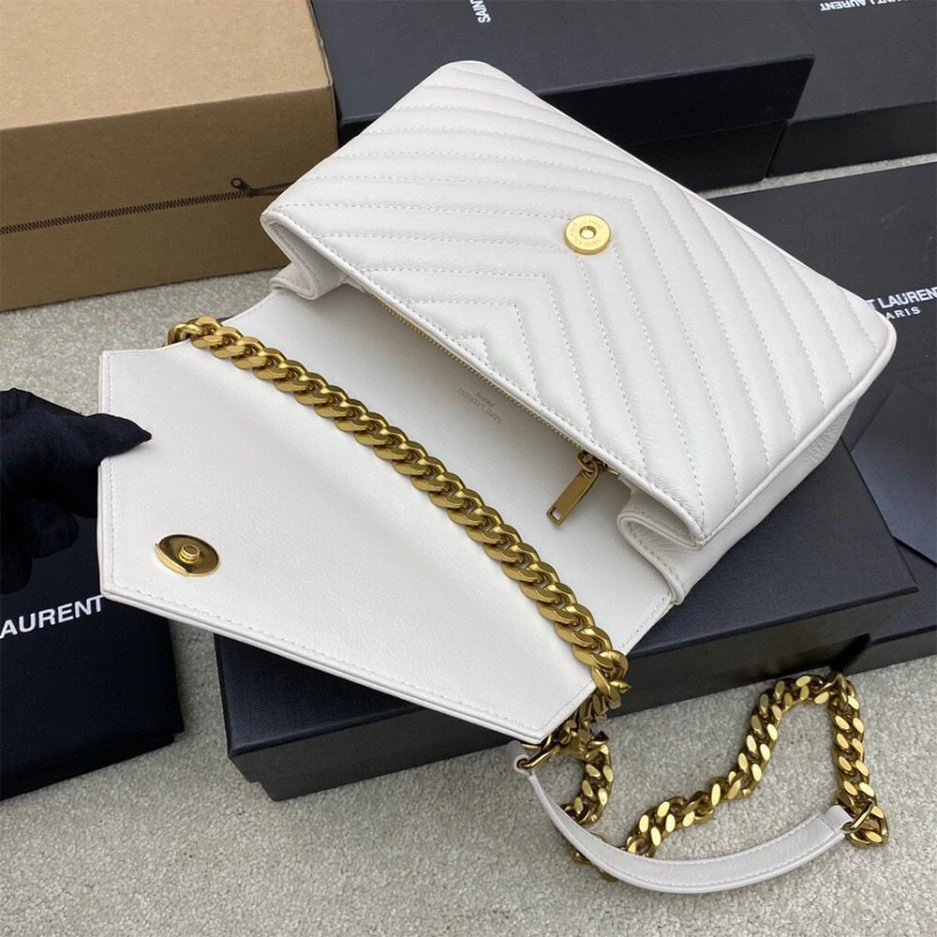 COLLEGE MEDIUM CHAIN BAG IN QUILTED LEATHER FlexibleFit 1480