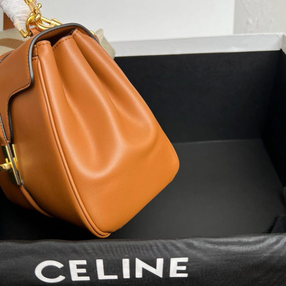 Seasonal Celine SMALL 16 BAG IN SATINATED CALFSKIN(high-end grade) 1605