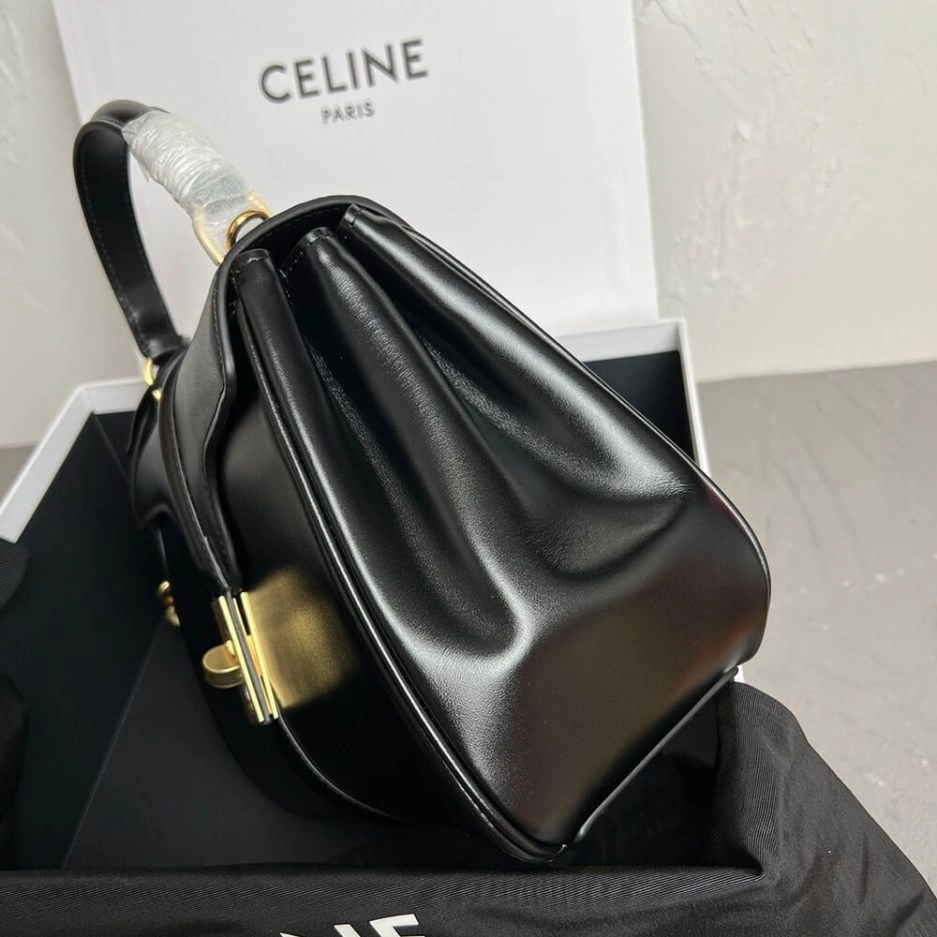 Celine SMALL 16 BAG IN SATINATED CALFSKIN(high-end grade) Vibrant 1647