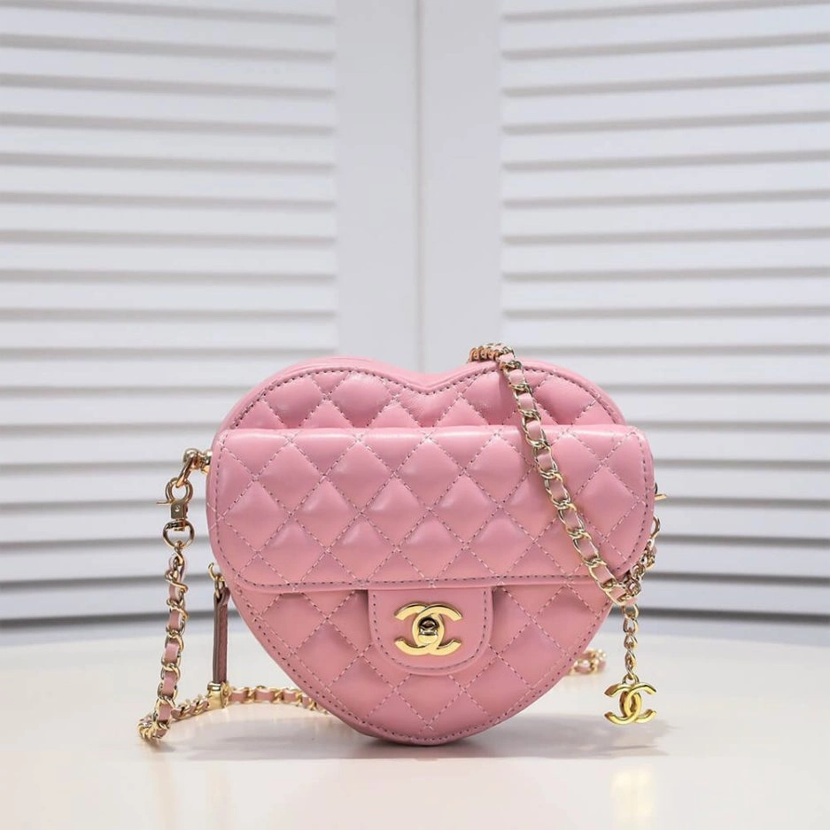 Chanel 22s Heart Bag Breathable 1170