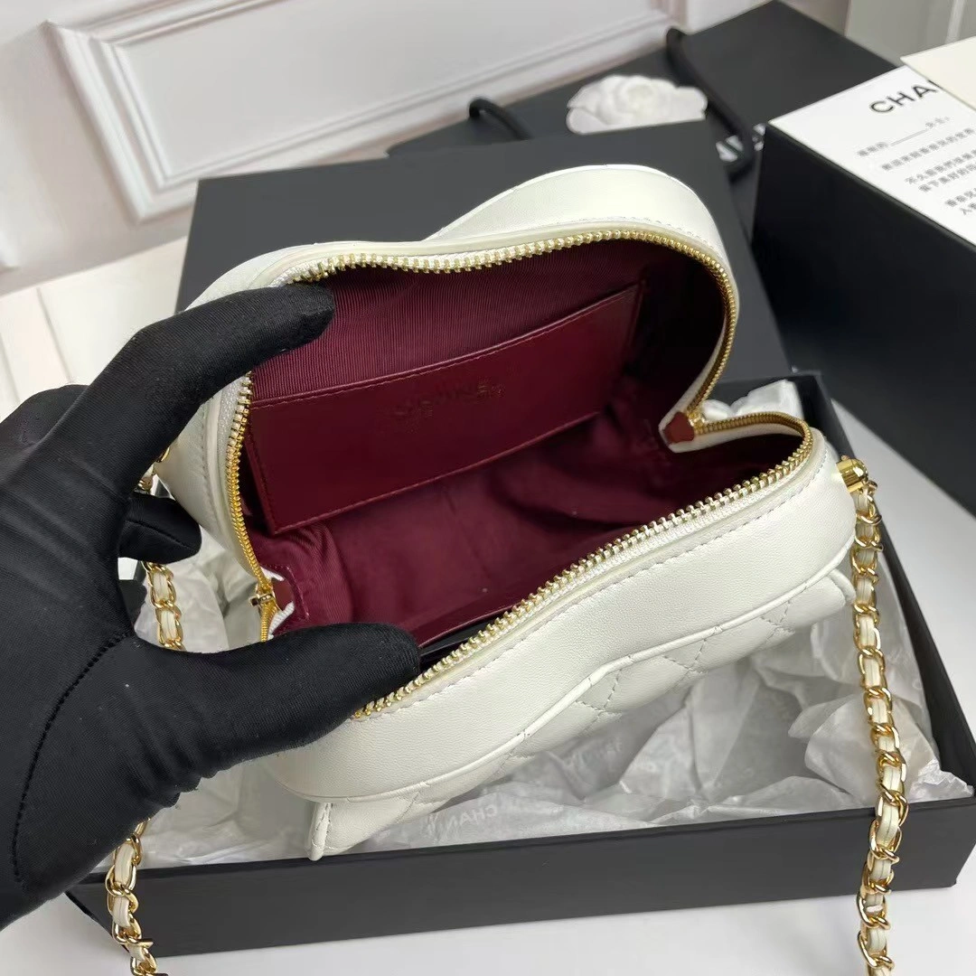 StreetReady Chanel 22s Heart Bag 1165