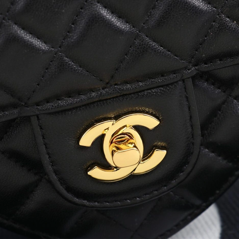 Chanel 22s Heart Bag Neat 1160