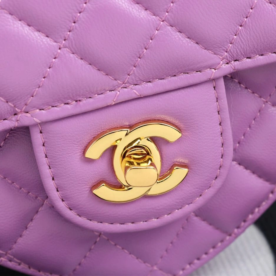 Chanel 22s Heart Bag Cozy 1168