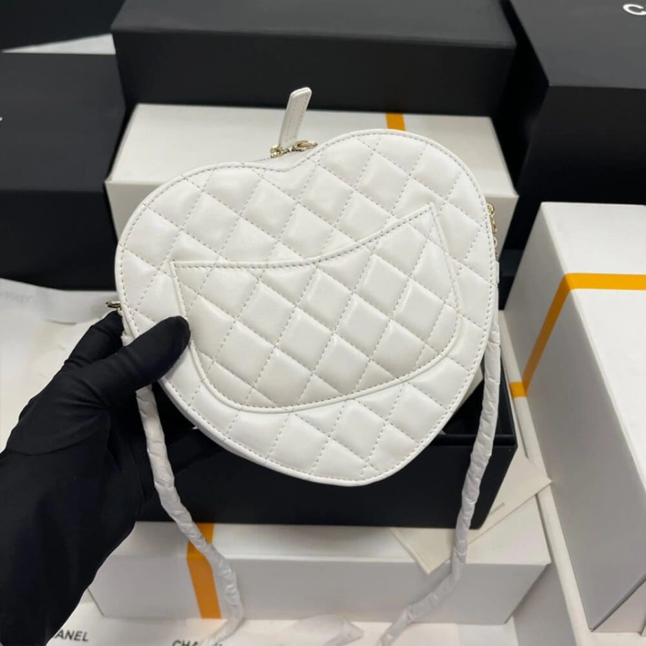 StreetReady Chanel 22s Heart Bag 1165