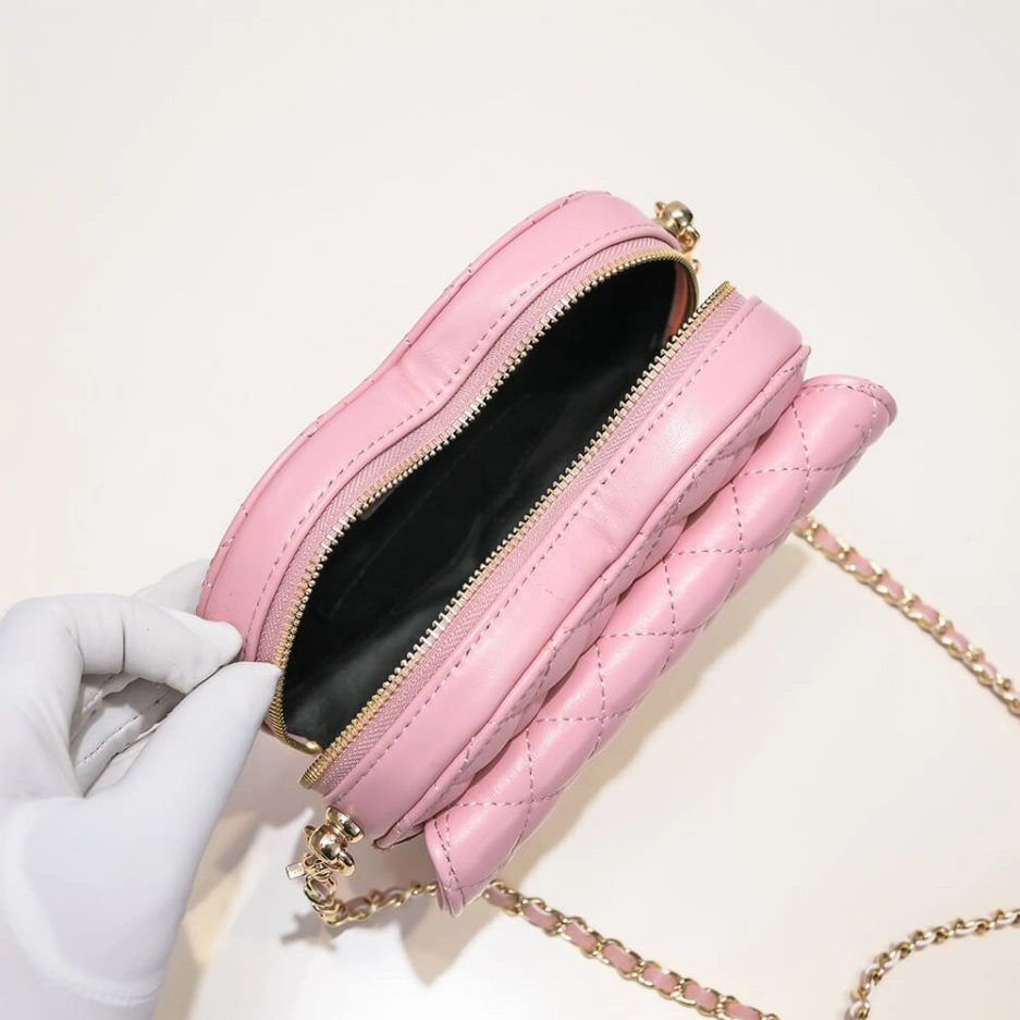 Chanel 22s Heart Bag Breathable 1170