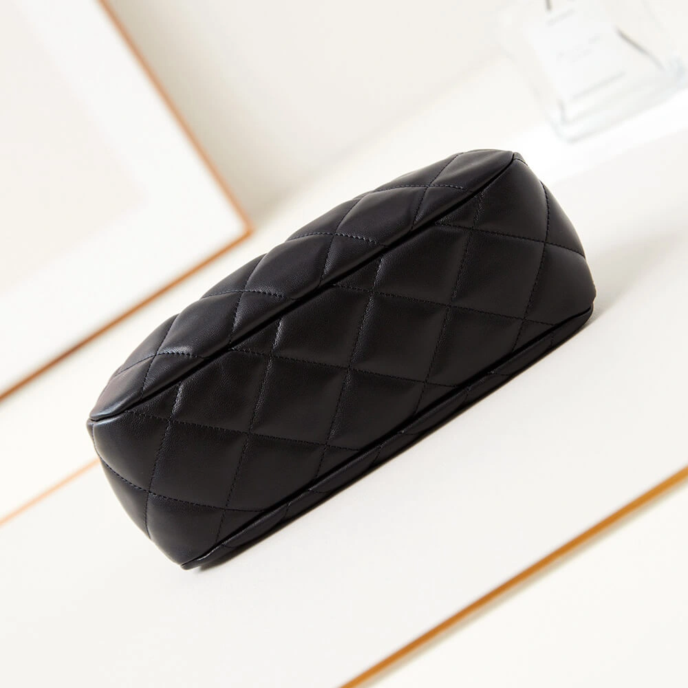 Chanel Clutch(HIGH-END GRADE) Sleek 1101