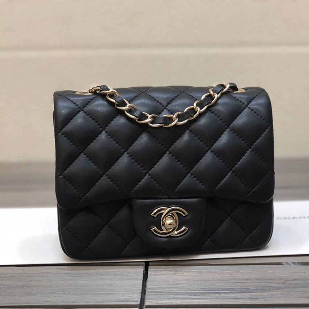 Casual Chanel MINI FLAP BAG 1211
