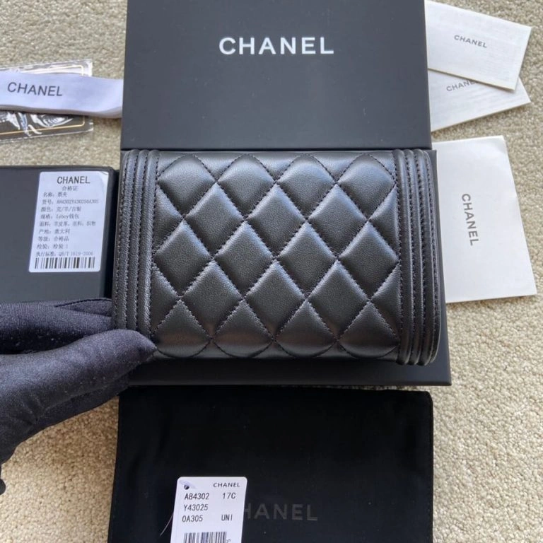 EyeCatching Chanel boy long wallet 1079