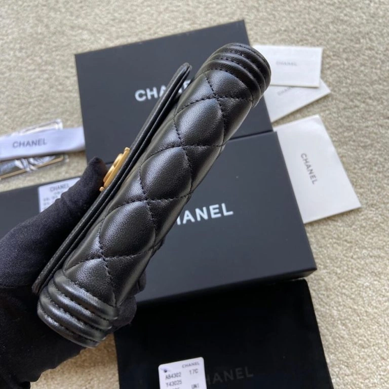 TravelReady Chanel boy long wallet 1137