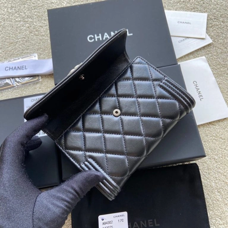 EyeCatching Chanel boy long wallet 1079