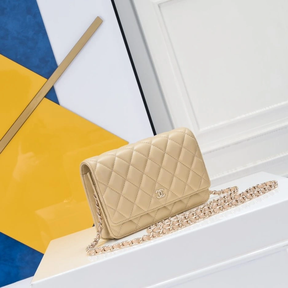 Chanel classic chain wallet Chic 1083