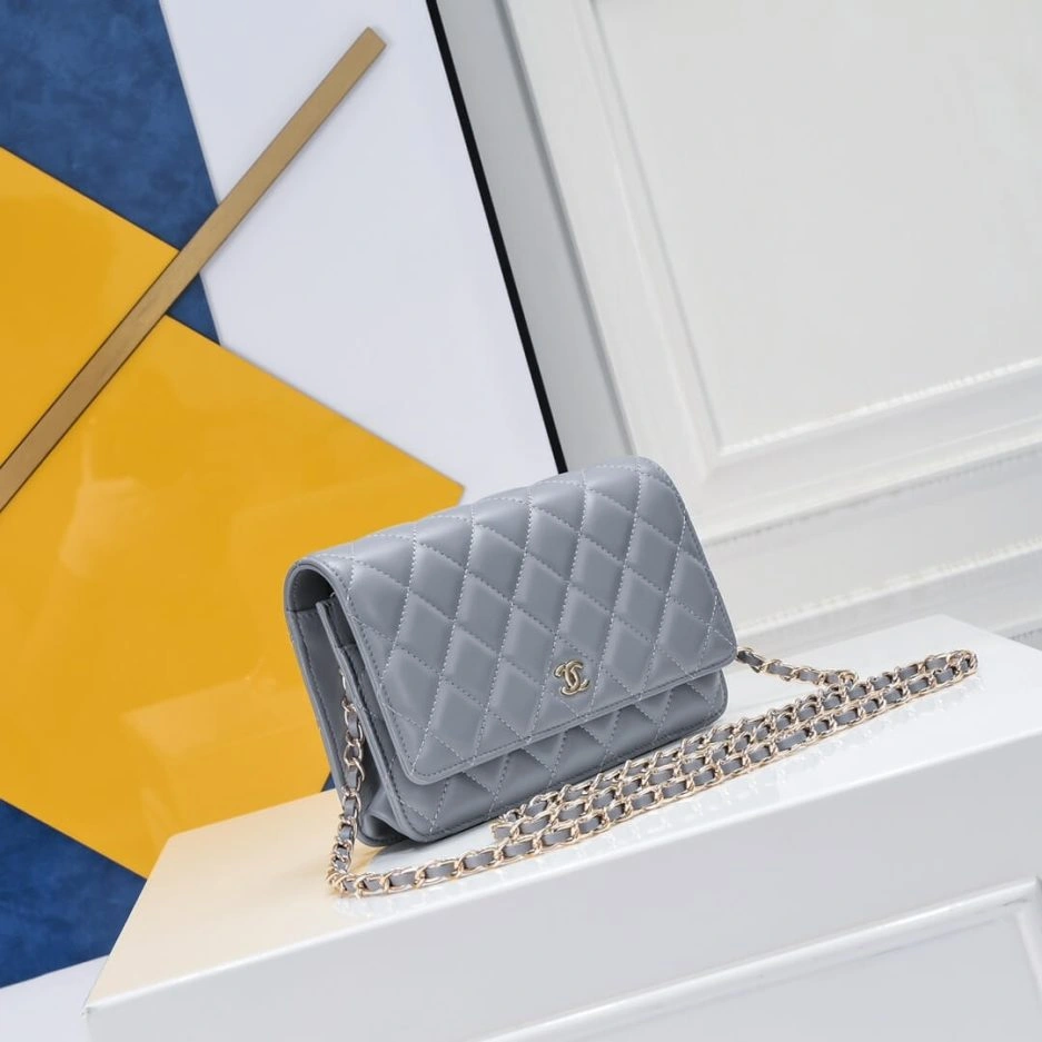 Refined Chanel classic chain wallet 1123