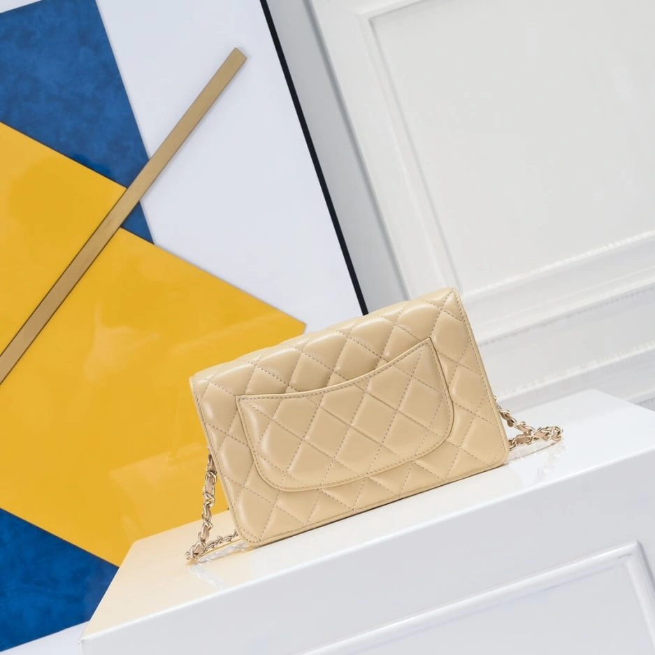 Chanel classic chain wallet Chic 1083