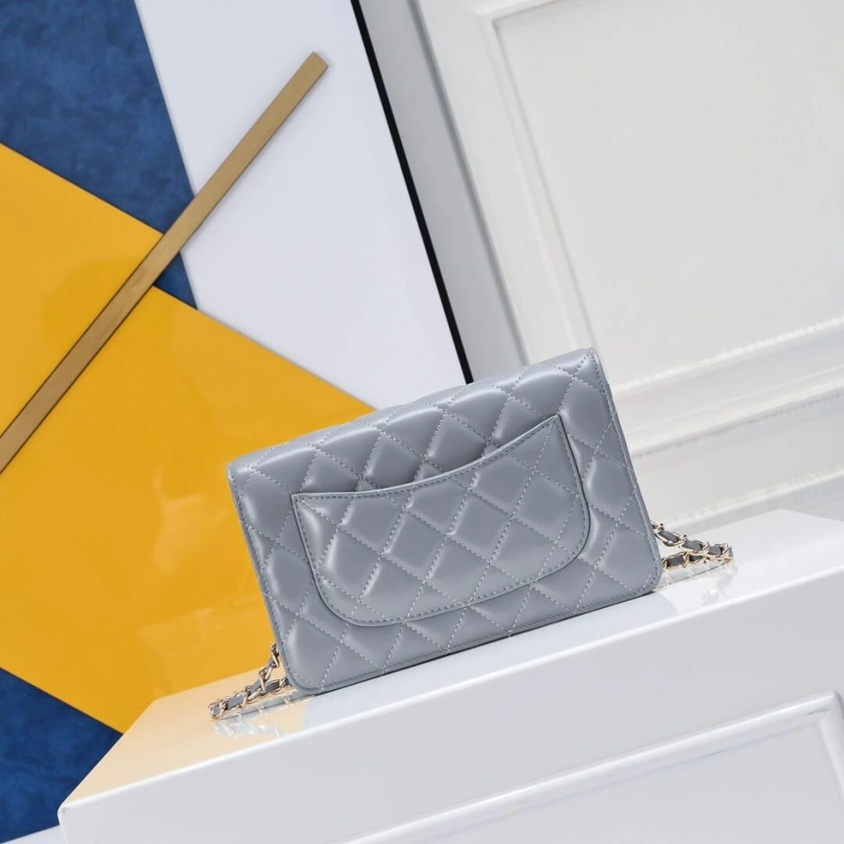Refined Chanel classic chain wallet 1123