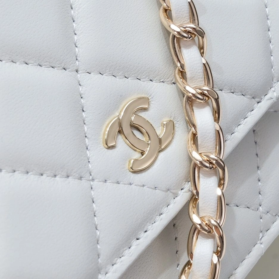 HighQuality Chanel classic chain wallet 1065