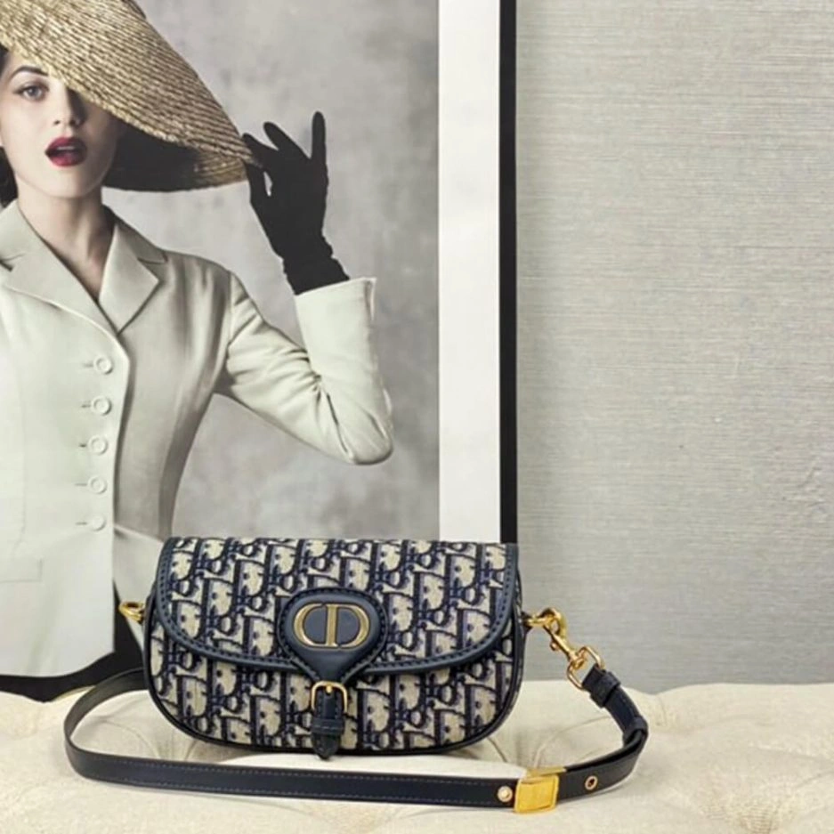 Practical DIOR BOBBY EAST-WEST BAG 1257