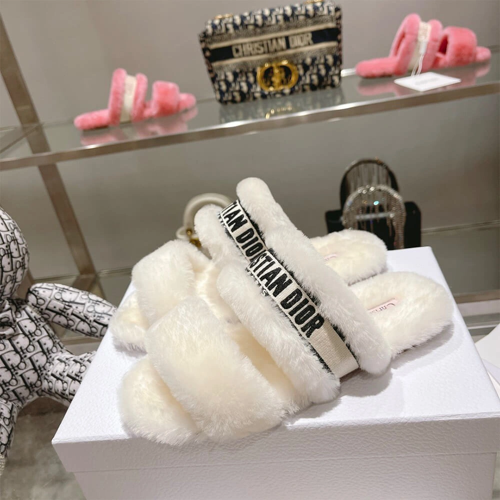 DIOR CHEZ MOI SLIDE Comfortable 135