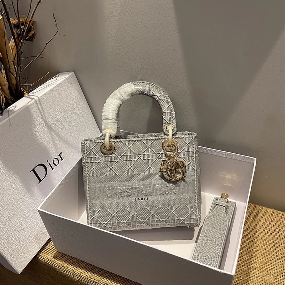 ZipUp DIOR MEDIUM LADY D-LITE BAG 1316