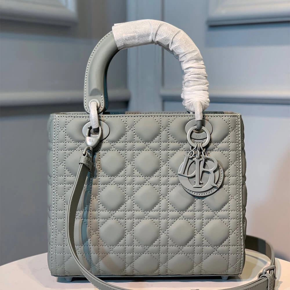 DIOR MEDIUM LADY DIOR BAG FashionForward 1318