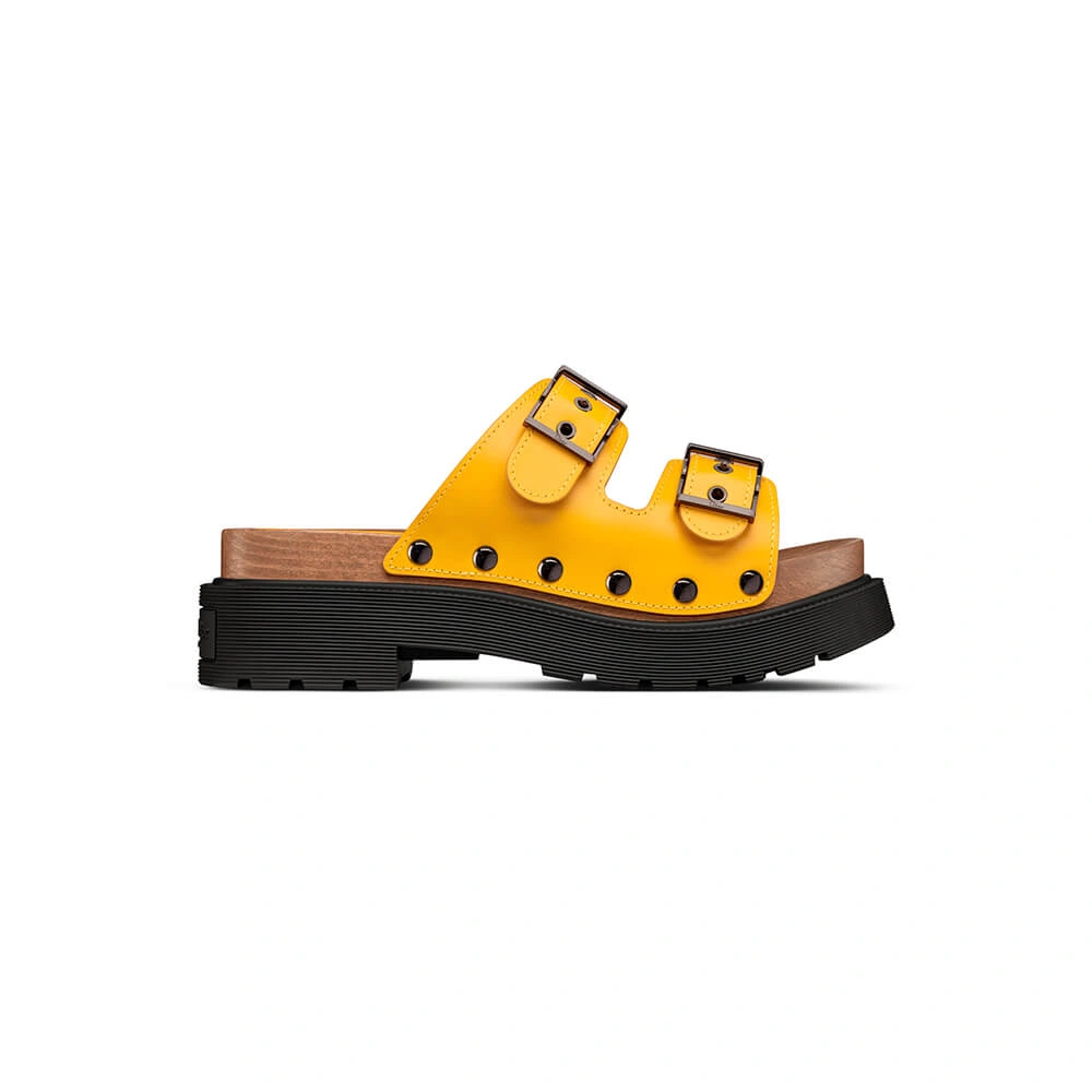 DIORQUAKE STRAP SANDAL UrbanChic 121
