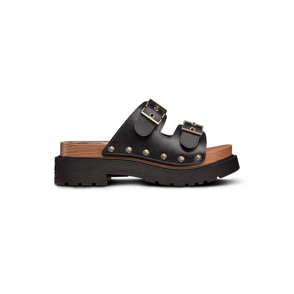 DIORQUAKE STRAP SANDAL Compact 81