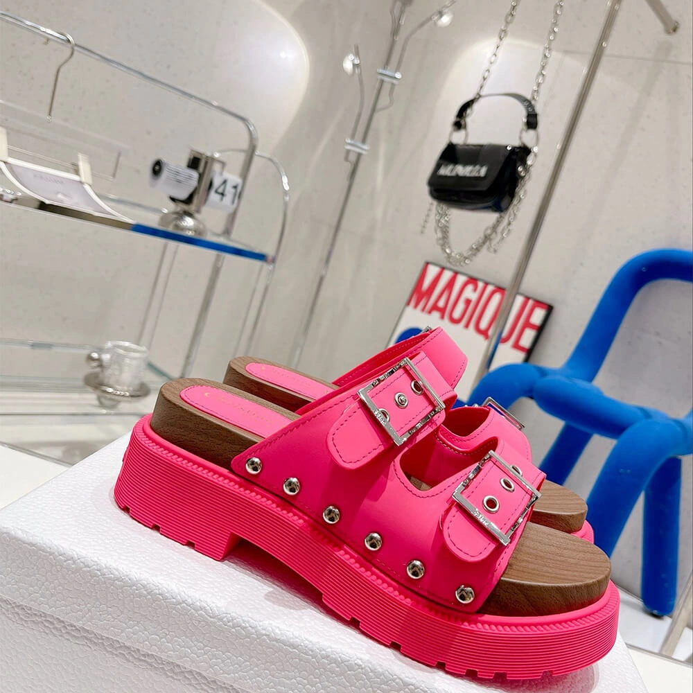 DIORQUAKE STRAP SANDAL Colorful 108