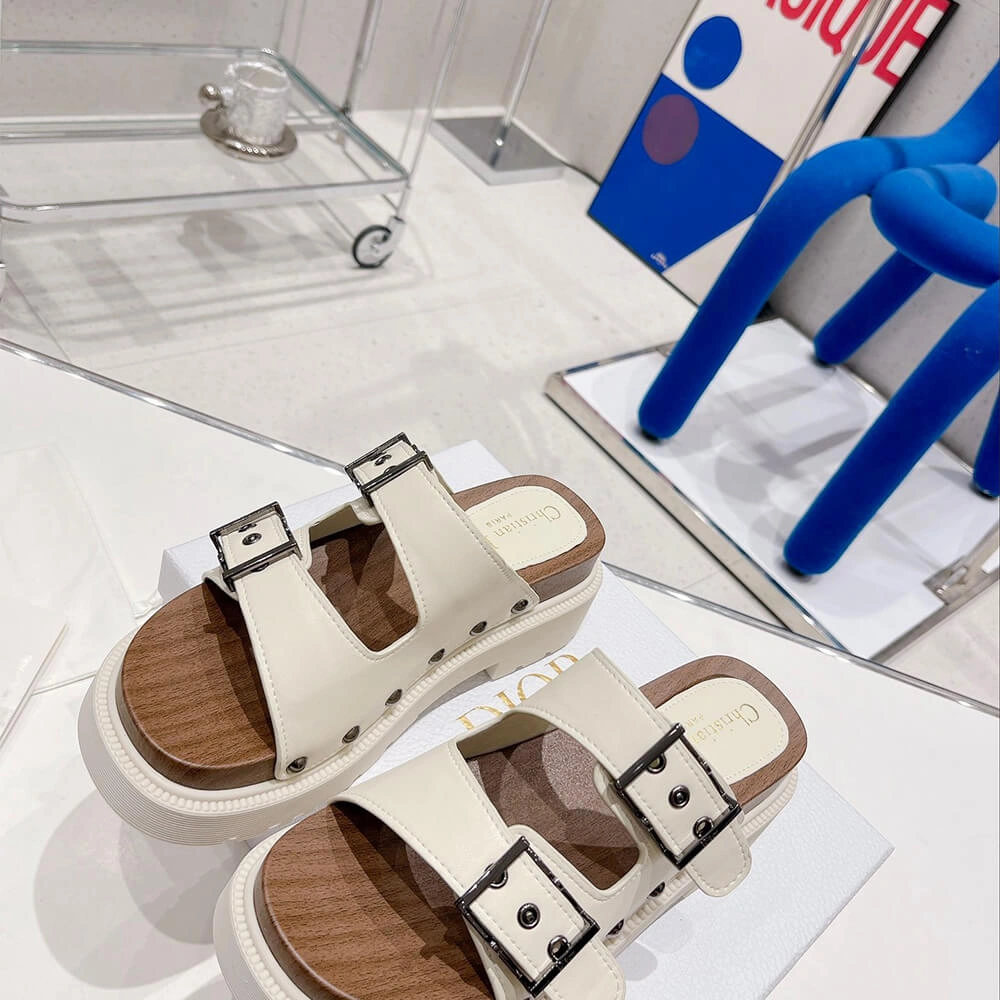 Sustainable DIORQUAKE STRAP SANDAL 102