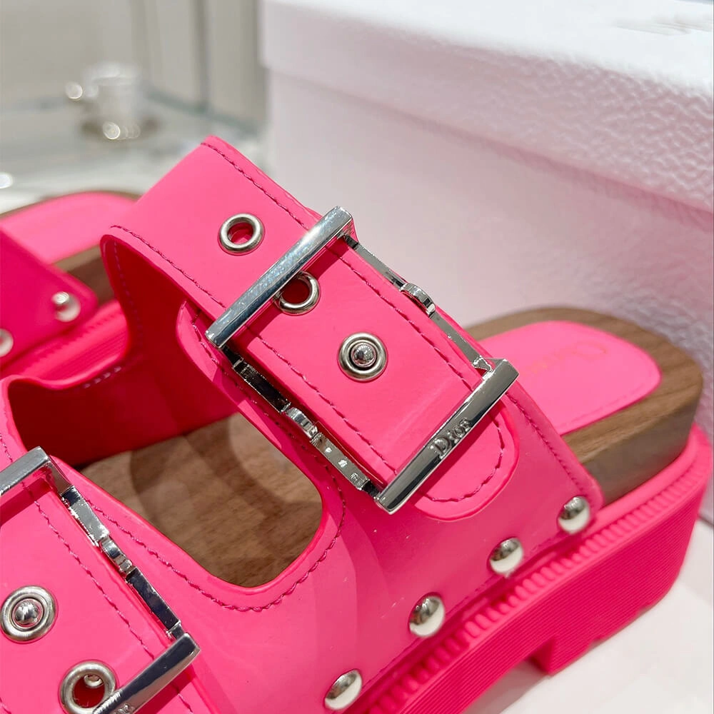 DIORQUAKE STRAP SANDAL Colorful 108