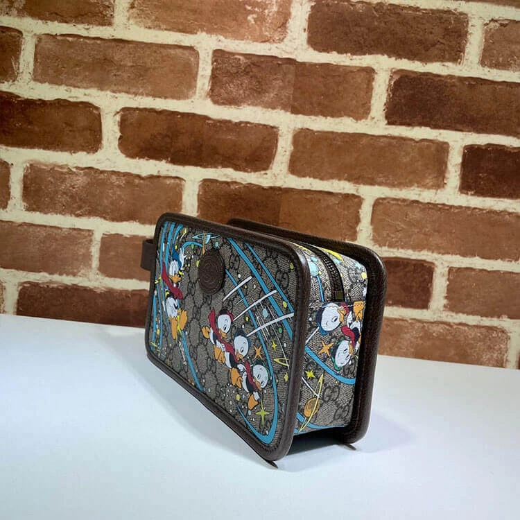 Trendsetting Disney x Gucci Donald Duck Cosmetic Case 1005