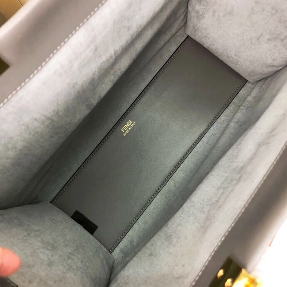 Sleek FENDI SUNSHINE Medium Tote Bag 1571