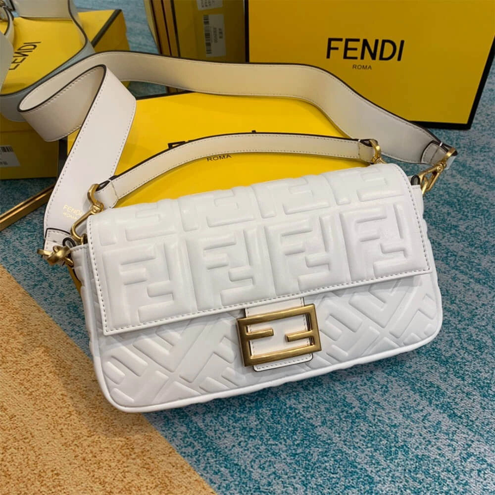 Fendi Baguette Chic 1583
