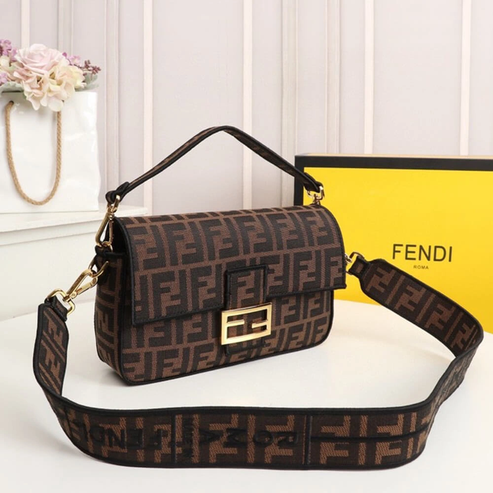 Fendi Baguette Attractive 1575