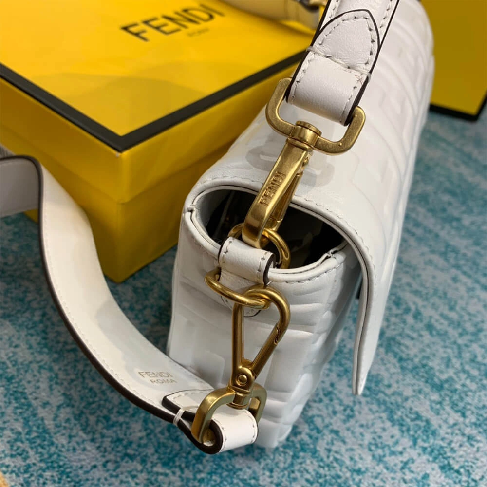 Fendi Baguette Chic 1583