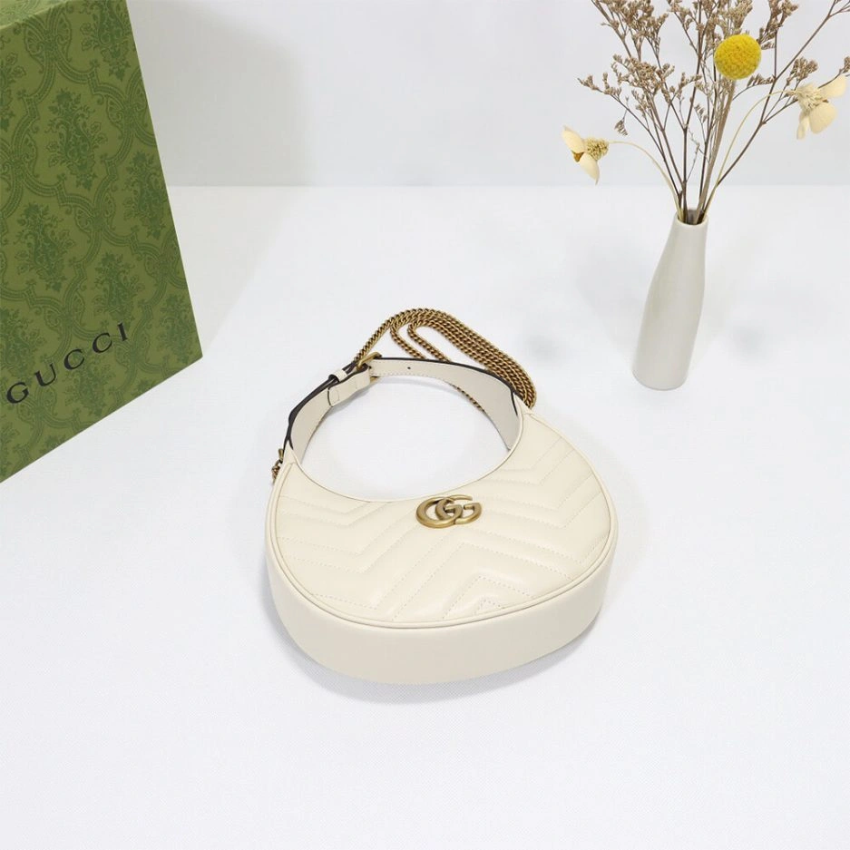 GG Marmont half-moon-shaped mini bag Original 858