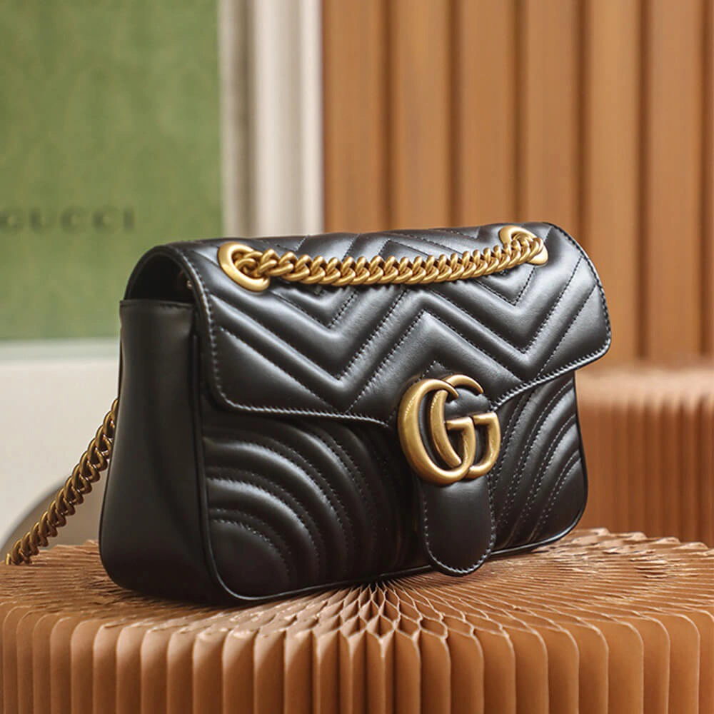 GG Marmont small matelasse shoulder bag Snug 937