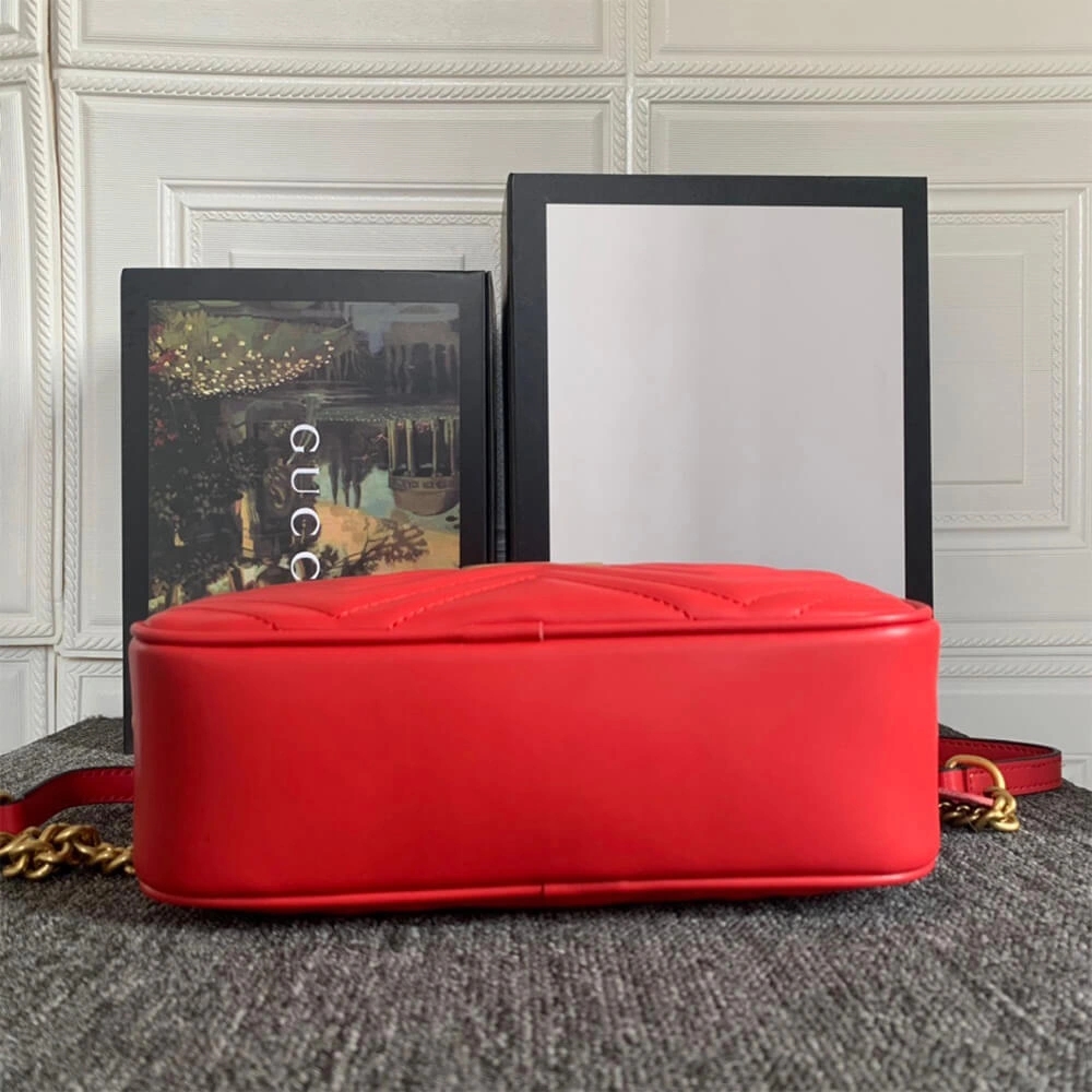 GG Marmont small matelasse shoulder bag Bright 935