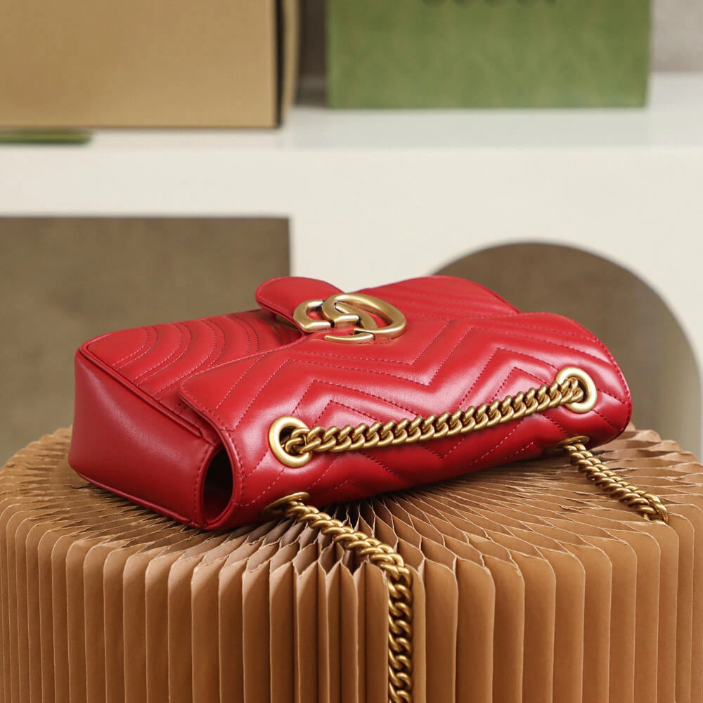 GG Marmont small matelasse shoulder bag Refined 1003