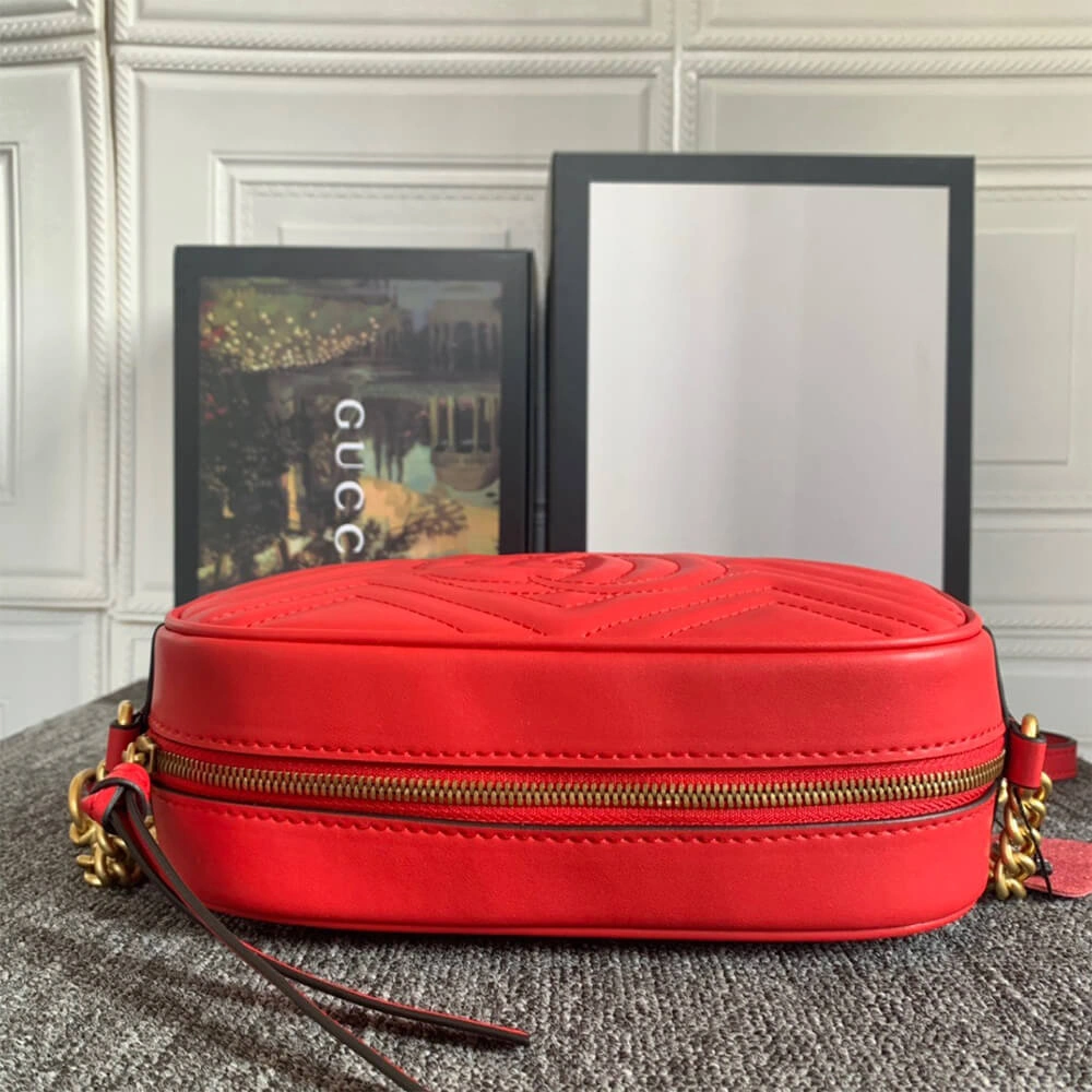 GG Marmont small matelasse shoulder bag Bright 935