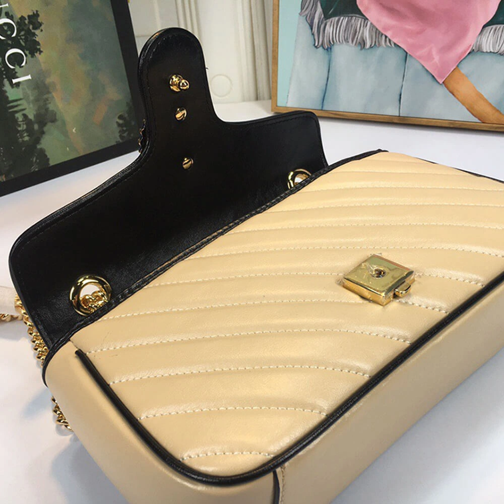 GG Marmont small matelasse shoulder bag MoistureWicking 944