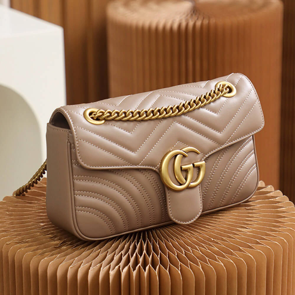 GG Marmont small matelasse shoulder bag Vibrant 965
