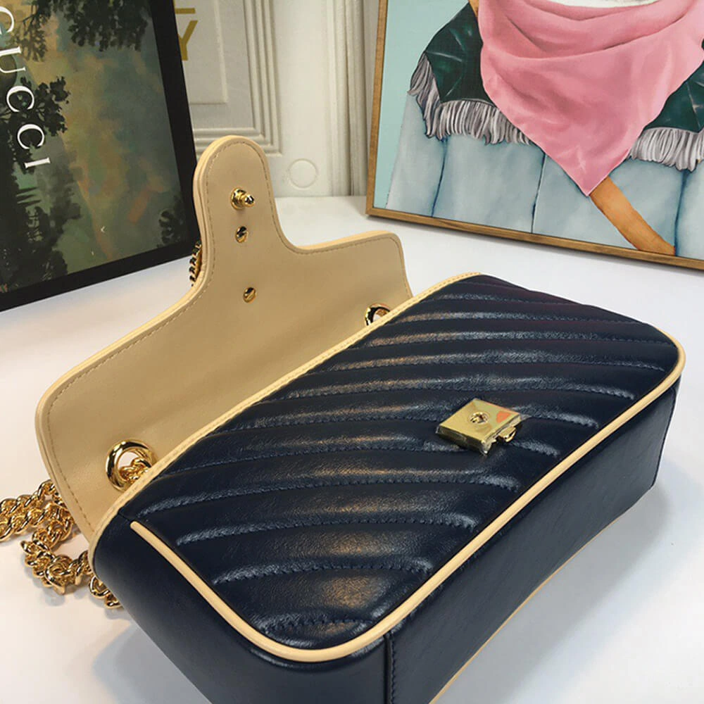 WeatherProof GG Marmont small matelasse shoulder bag 959