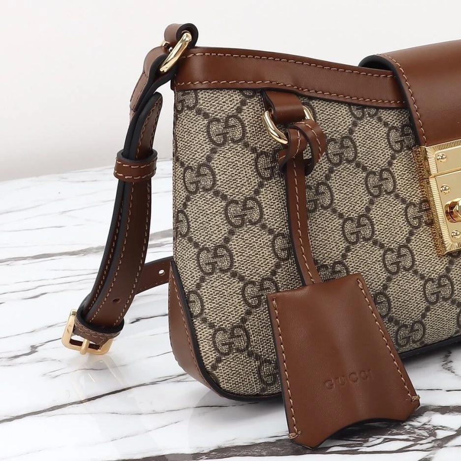AllSeason GG PADLOCK SMALL SHOULDER BAG 861